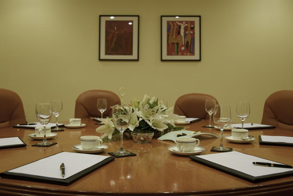 Taj Deccan Hyderabad Ngoại thất bức ảnh